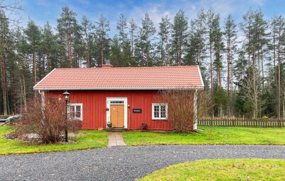 Gorgeous home in Hok with WiFi