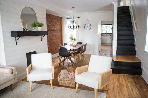 The Reservoir Inn: A peaceful townhome on the outskirts of Lancaster City