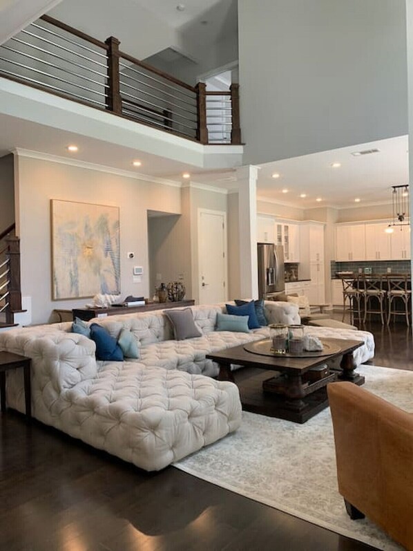 Télévision, cheminée, jeux vidéo