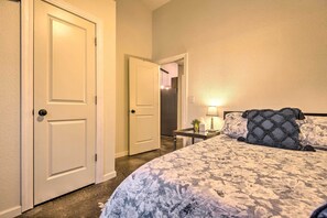 2 chambres, lit de bébé portatif, Wi-Fi, literie fournie