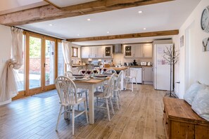 تناول الطعام