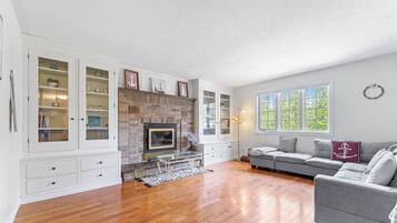 Smart TV, DVD player, books, video library