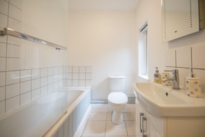 Bathtub