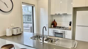 Fridge, microwave, oven, dishwasher