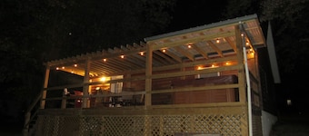 Lake house. Less than 3 miles from beautiful Lake Cumberland.