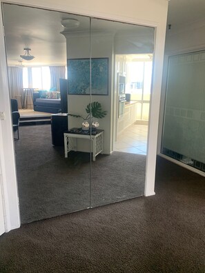 Interior - Oceanfront sleeps 14 great location marine themed apartments (Surfers Paradise)
