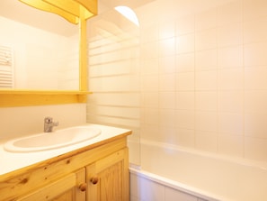 Badewanne, Haartrockner