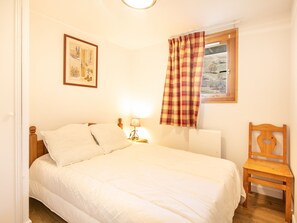 2 bedrooms - Spacious apartment for 10 people, mountain view balcony (Saint-Sorlin-d´Arves)