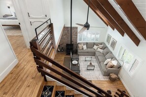 TV, fireplace, offices