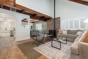 TV, fireplace, offices