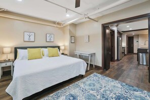 Unclassified image, 4 of 28, button