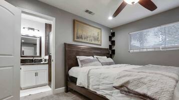 2 bedrooms, iron/ironing board, WiFi, bed sheets