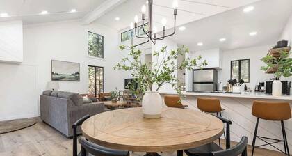 Shaver's Modern Forest Retreat-Pool & Spa