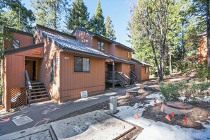 Exterior - Shaver Escape! Mountain Loft Condo (Shaver Lake)