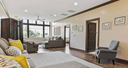 Midtown Loft 303 on Main St DT Visalia