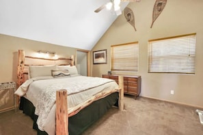 3 bedrooms, iron/ironing board, WiFi, bed sheets - Explore and Unwind!  Large Deck & EV Charger (Shaver Lake)