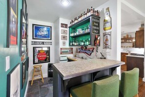 Bar (en la propiedad)