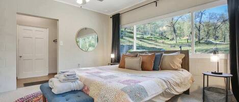 2 soverom, strykejern/-brett, wi-fi og sengetøy