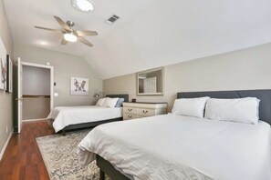 Unclassified image, 4 of 38, button