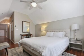 Unclassified image, 2 of 38, button