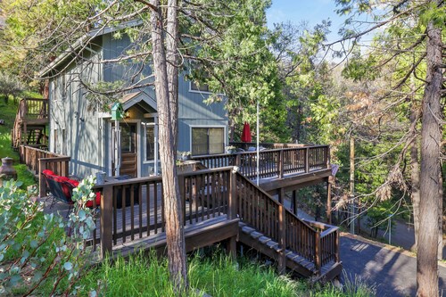 Martin Cabin @Pierpoint By SNP Trail of Giants