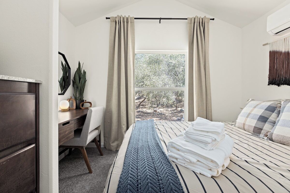 1 chambre, fer et planche à repasser, Wi-Fi, literie fournie