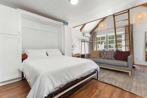 1 habitación, tabla de planchar con plancha, wifi y ropa de cama 