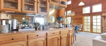Sierra Nevada Cabin: Arcade, Sauna &Jacuzzi