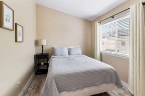 3 bedrooms, iron/ironing board, travel crib, WiFi