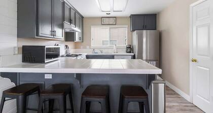 Pismo Beach Condo by Sea, steps to Beach & Pier!