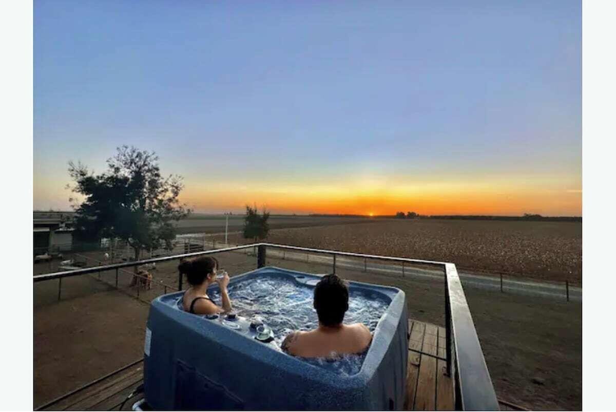 Bain à remous extérieur