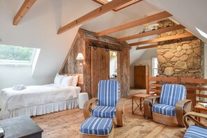2 slaapkamers, een strijkplank/strijkijzer, wifi, beddengoed