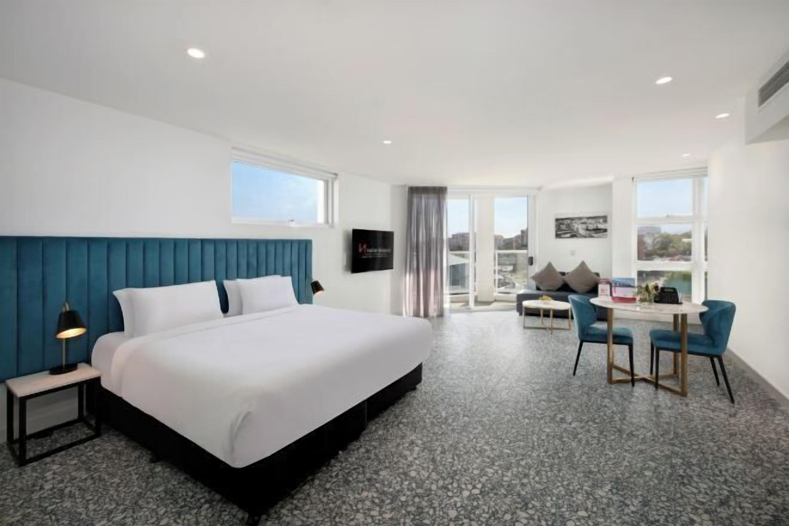 고급 침구, 미니바, 책상, 노트북 작업 공간