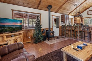 Smart TV, chimenea