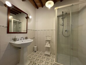 Dusche, Bidet