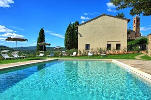 Pool - Beautiful apartment for 2 people with pool, A/C, WIFI, TV and panoramic view, close to San Gimig... (Montauto)