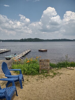 Beach nearby, sun-loungers, beach towels