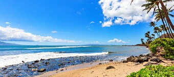 Sunrise to Shoreline,Haleakalā & Ocean Views await