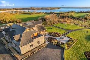 Exterior - Property 434 - Oughterard - sleeps 12 guests  in 6 bedrooms (Oughterard)