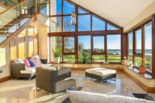 Property 434 - Oughterard - sleeps 12 guests  in 6 bedrooms