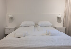 3 bedrooms, desk, laptop workspace, iron/ironing board - 2ndhomes Stunning 3BR Apartment w Sauna (Helsinki)