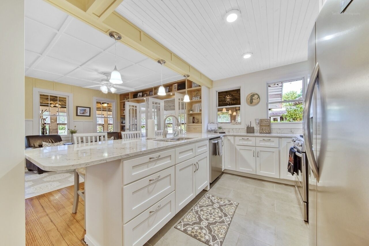 冰箱、微波炉、烤箱、炉灶