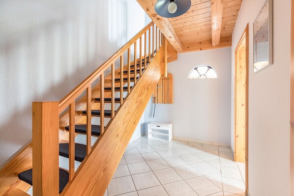 Interior - Apartment "Schäferhof Dircks 3" with Garden & Wi-Fi (Westerhever)