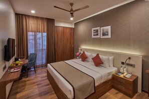 Minibar, in-room safe, blackout curtains, free WiFi - Regenta Inn Grand ORR Mahadevapura (Bengaluru)