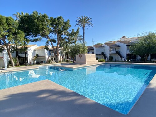 Bungalow 2 bedrooms for 5 people with swimming pool in Holiday Park urbanisation