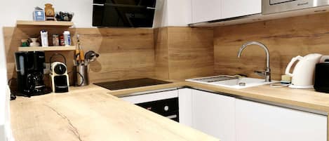 Fridge, microwave, oven, dishwasher