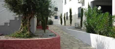 Enceinte de lâhĂ©bergement