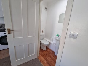 Einzelzimmer | Badezimmer