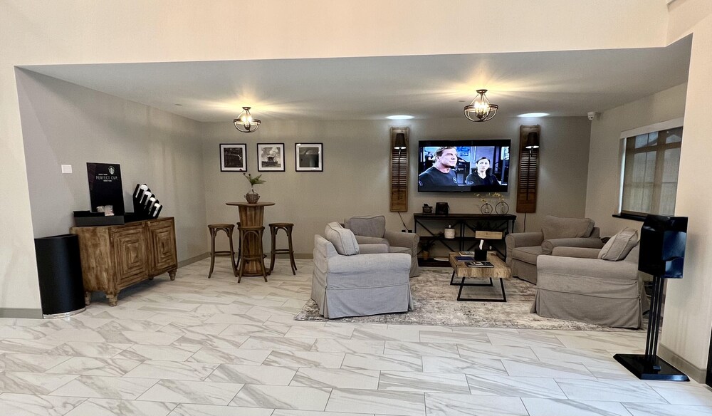 Room Deals for The Farmstead Hotel, Caruthersville starting at 105