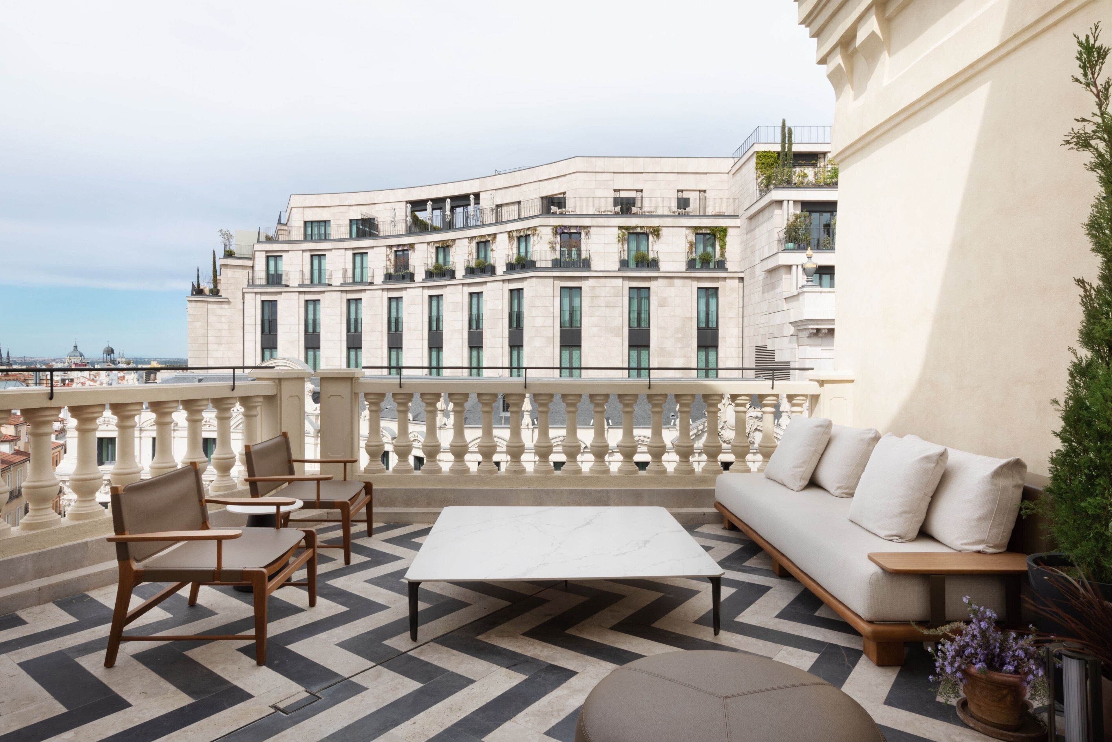 Suite, 1 kingsize-seng, terrasse (View) | Utsikt fra rommet